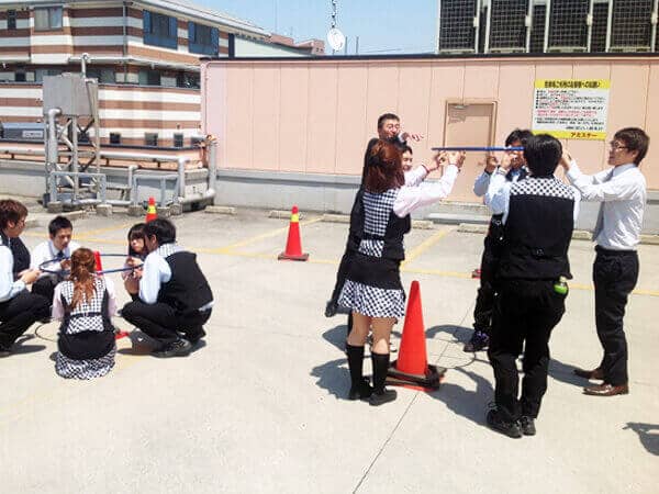 チームでミッションをクリアしながら「一体感」「達成感」を体感します